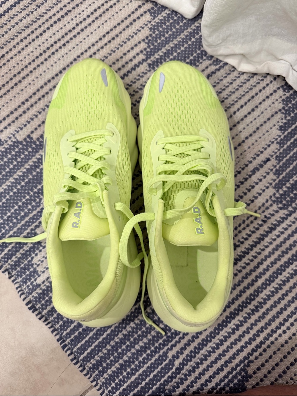 R.A.D Global Mallow Sunny Lime Men’s Running Shoe Size 10.5